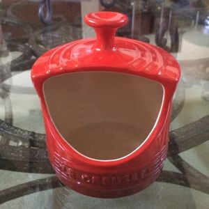 Le Creuset Kitchen - Le Creuset Salt Crock Le Creuset Kitchen - Le Creuset Salt Crock